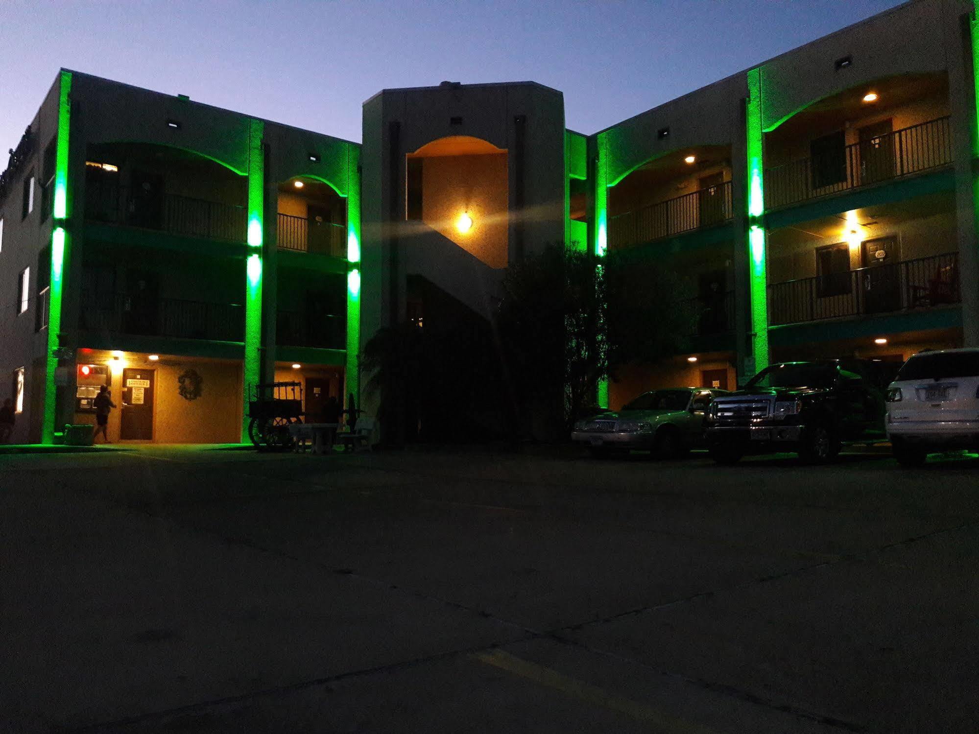 Hunt'S Castle Hotel Рокпорт Екстериор снимка