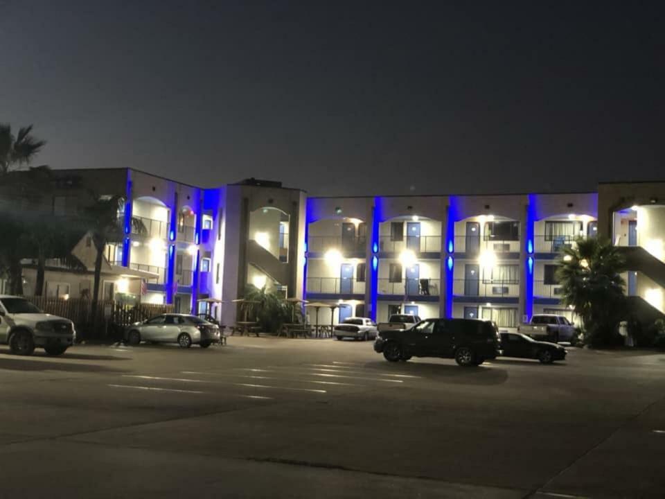 Hunt'S Castle Hotel Рокпорт Екстериор снимка